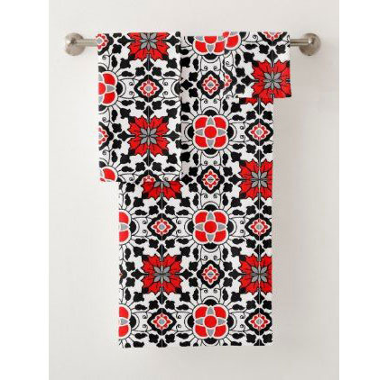 Black and Red Bathroom Towels