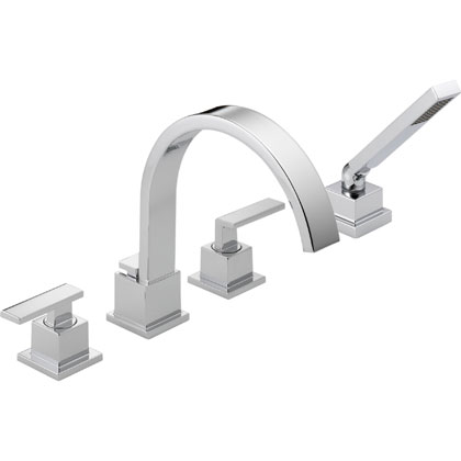 Delta Vero Collection Chrome Roman Tub Faucet with Side Sprayer